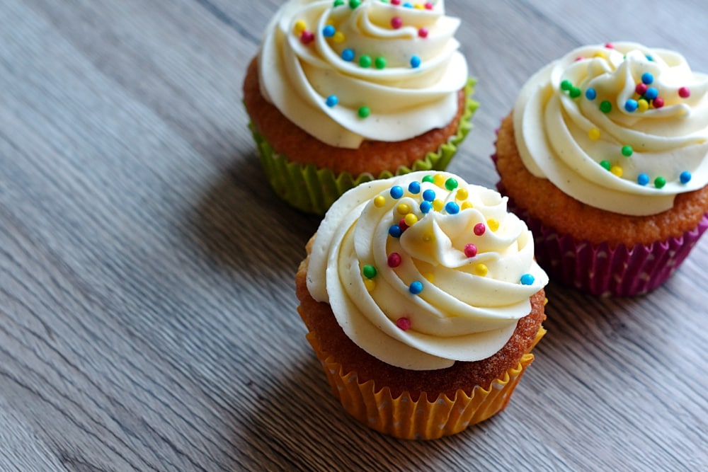 The Best Vanilla Cupcakes