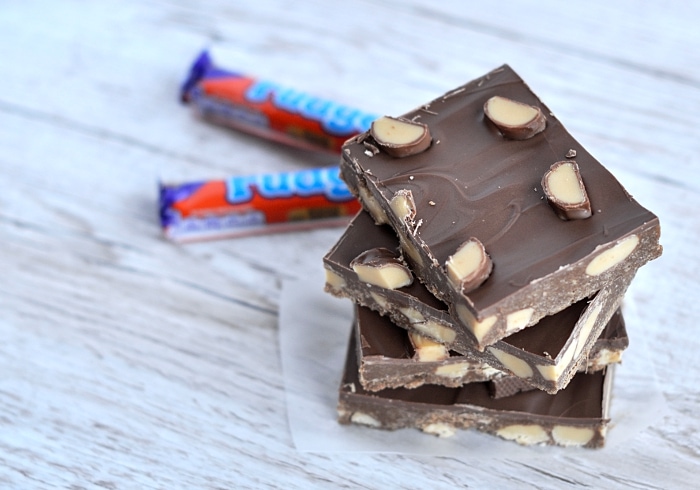 Fudge Slice traybake recipe from Baking with Granny. Chocolate, fudge and biscuits, perfectly combined to make this family favourite.