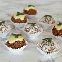 Christmas pudding truffles from Baking with Granny. As seen at Foodies Festival in Edinburgh 2018.