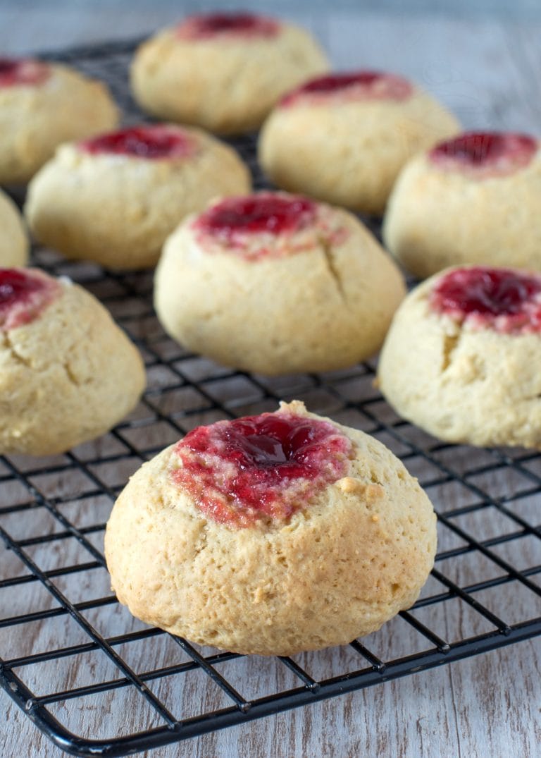 Rasp Buns recipe from Baking with Granny. Easy buns, with raspberry jam filling.