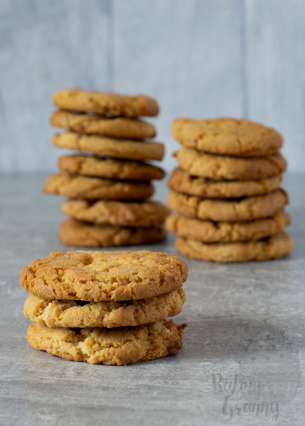Gingernuts cookies recipe. Sweet gingery biscuits.