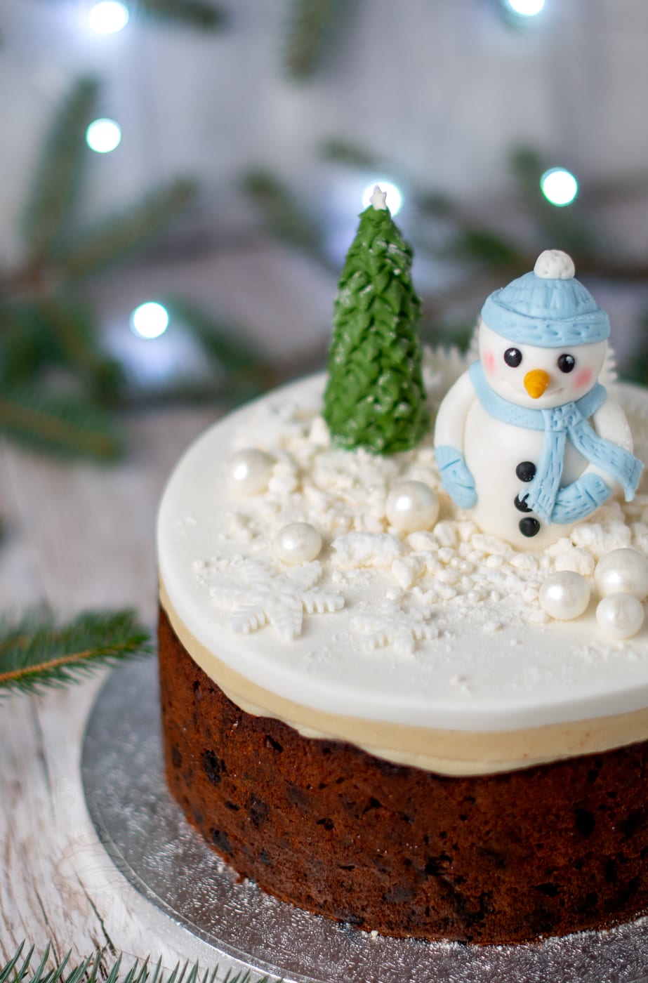 Rich fruit Christmas cake recipe. With raisins, sultanas, currants, cherries and mixed peel.