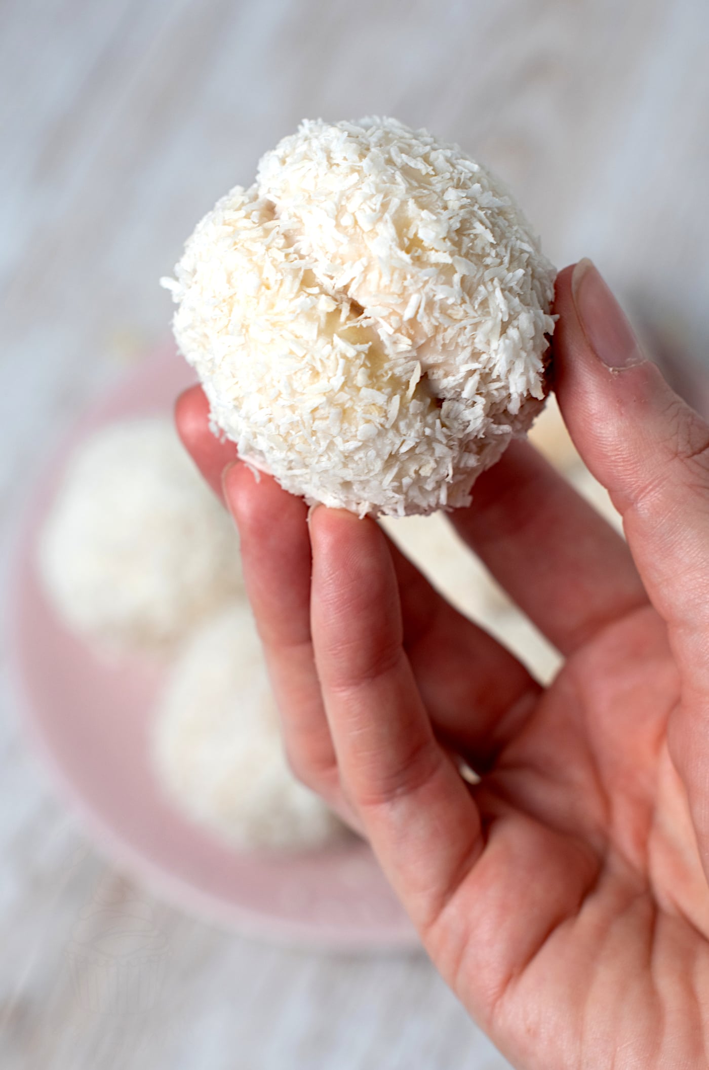 Scottish Snowballs recipe. Little buns, filled with jam and covered in coconut.